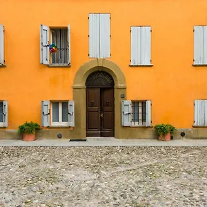 Casa vacanze Les Maisons In Centro Storico, Castelvetro di Modena